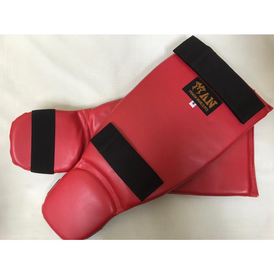 新品 正規 TWINS ボクシング ムエタイ レッグガード 赤金