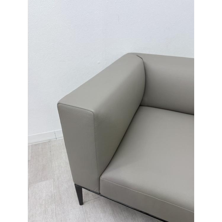 ウォルター・ノル ジャアン 781シリーズ 1人掛けソファ2脚セット 781