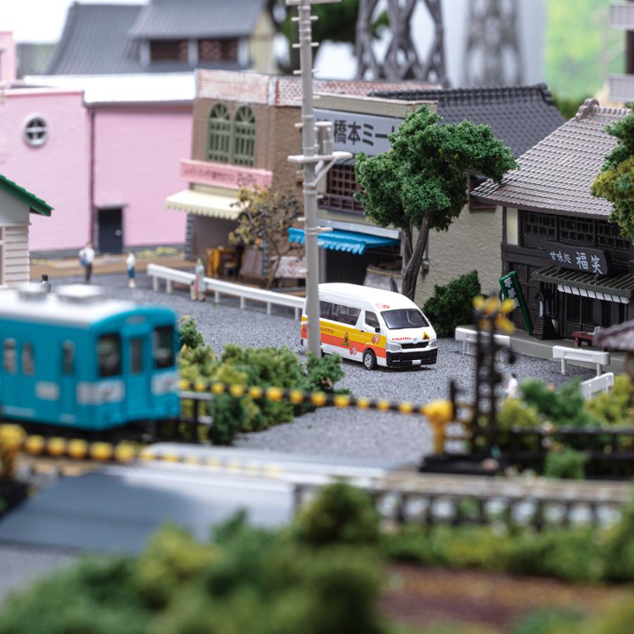 Nゲージ ジオラマ 鉄道 模型 「 想い出 山間の街 」 119系 飯田線 幅