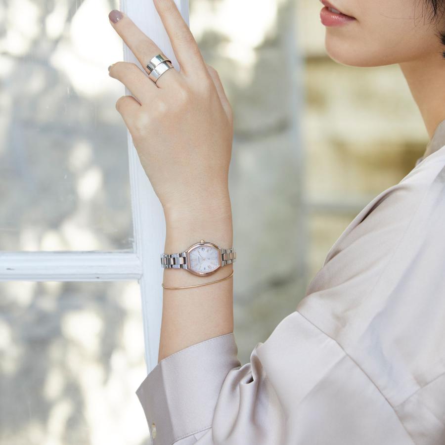 【新品/xC CITIZEN】ES9364-57W　ソーラー電波 ES9364-57W: CITIZEN | シチズンウオッチ オフィシャルサイト