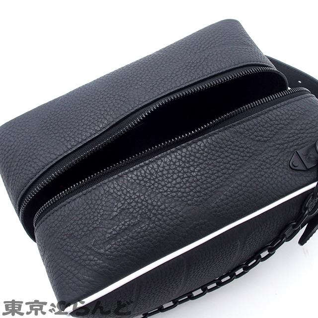 LOUIS VUITTON（ルイ・ヴィトン） クローク ドップキット FIFAワールド