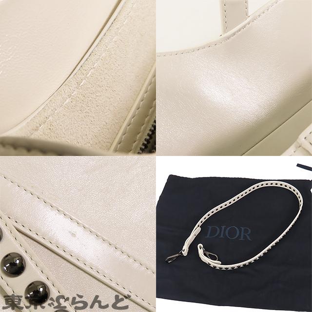 ディオール Dior スタッズ サドルバッグ ホワイト レザー ディオール Dior スタッズ サドルバッグ ホワイト レザー