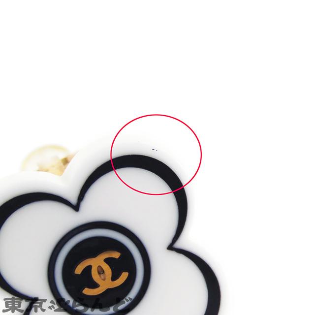 CHANEL（シャネル） フラワーモチーフ イヤリング 02P ホワイトx