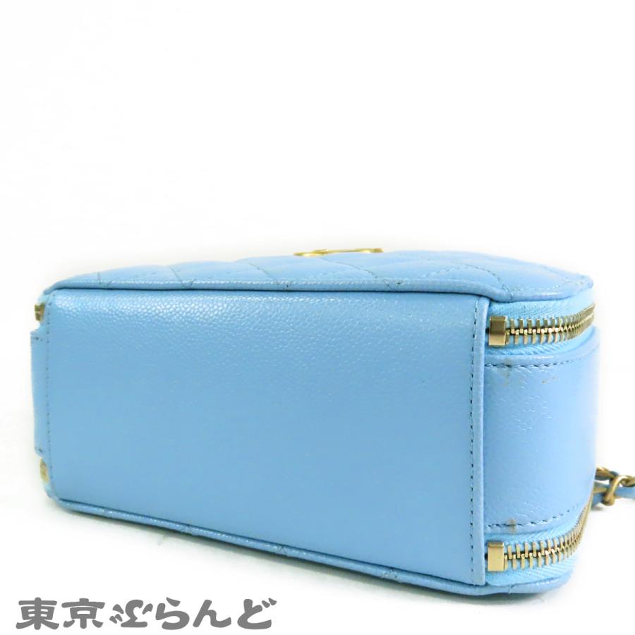 CHANEL（シャネル） バニティケース ライトブルー ゴールド金具