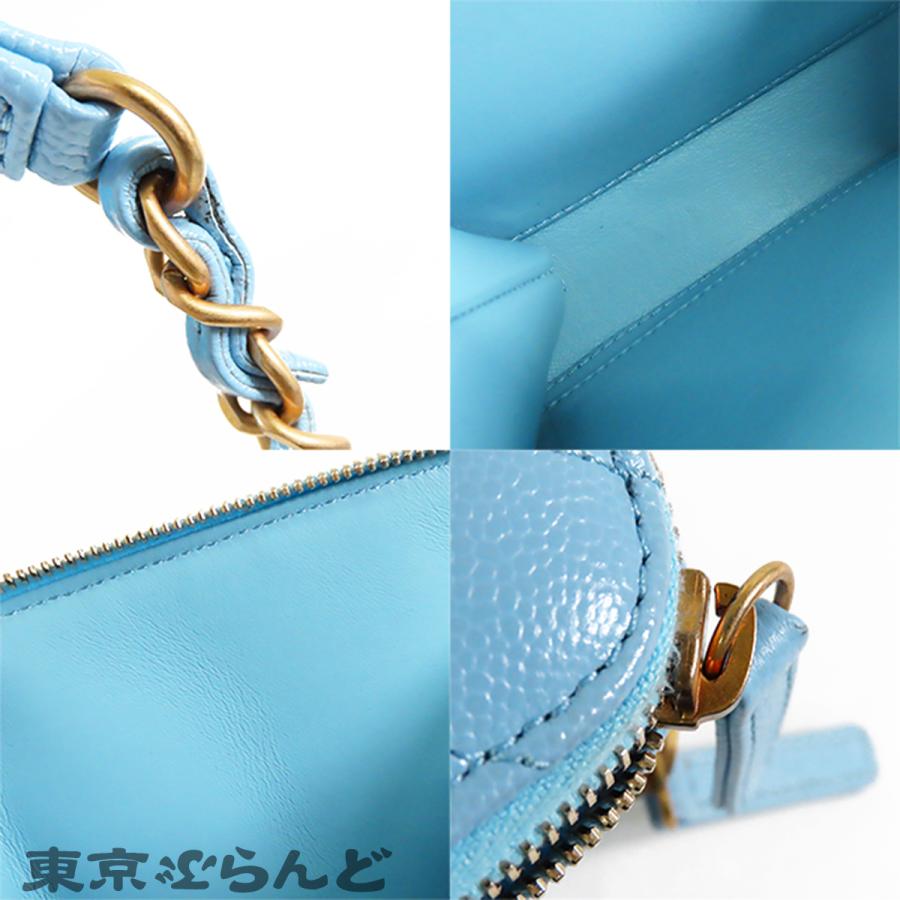 CHANEL（シャネル） バニティケース ライトブルー ゴールド金具
