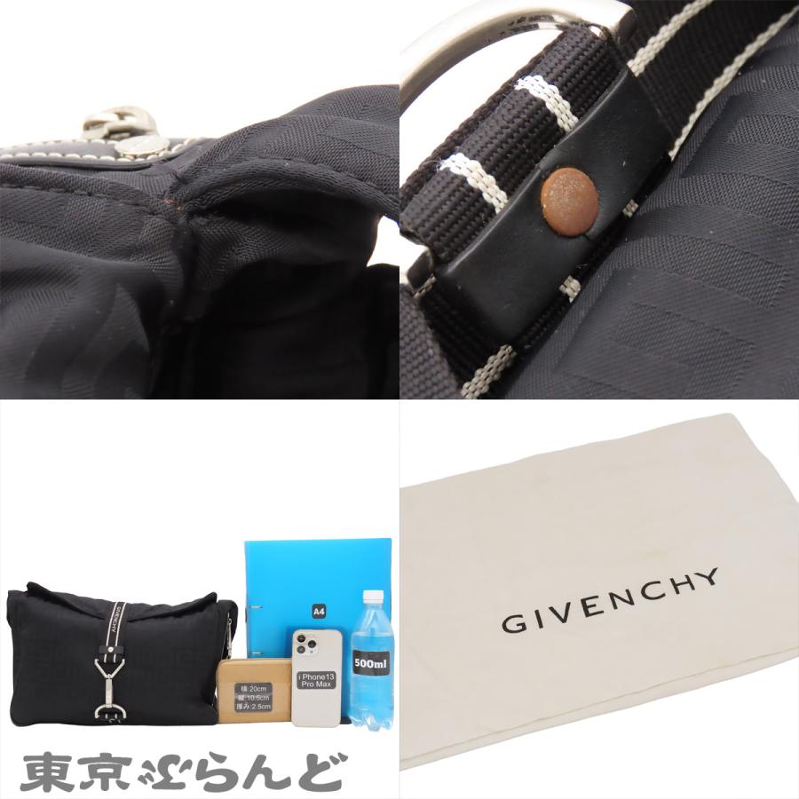 GIVENCHY（ジバンシィ） ショルダーバッグ 黒 ブラック ナイロン 4G