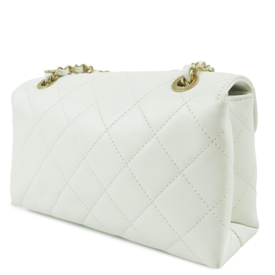 CHANEL（シャネル） チェーンショルダーバッグ ホワイト 白 ゴールド
