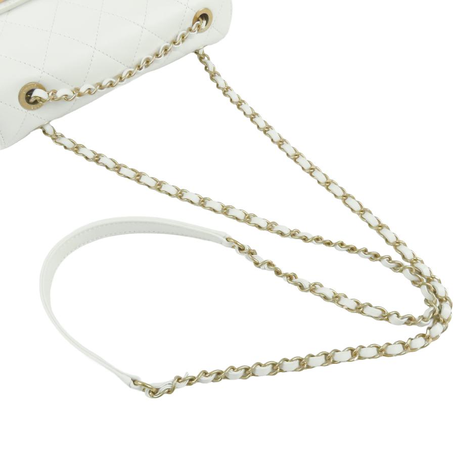 CHANEL（シャネル） チェーンショルダーバッグ ホワイト 白 ゴールド