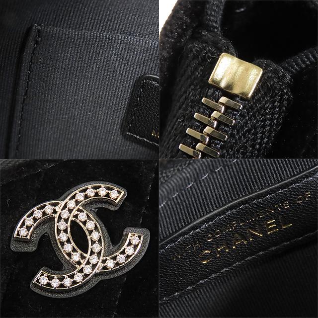 CHANEL（シャネル） チェーンバッグ ブラック 黒 G金具 ベロア レザー