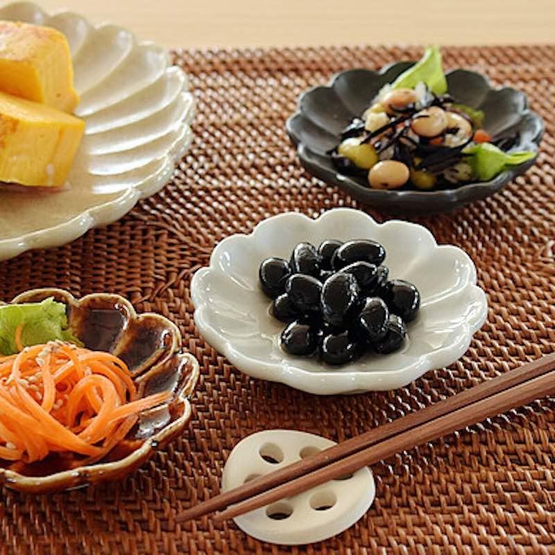 9色菊形小皿 小皿 おしゃれ 和食器 小付 豆皿 菊皿 美濃焼 菊型 9色菊形小皿 小皿 おしゃれ 和食器 小付 豆皿 菊皿 美濃焼 菊型