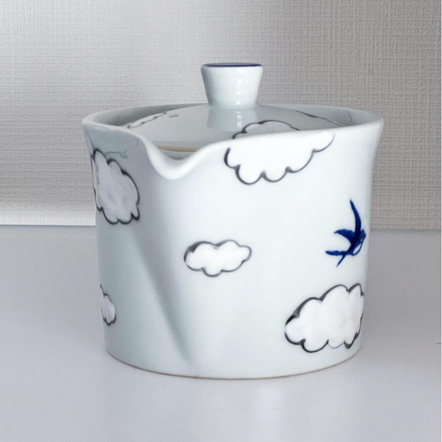 雲つばめ 急須 有田焼 手描き おしゃれ ティーポット 陶器 北欧 徳七窯