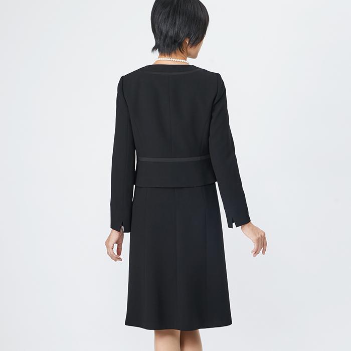 喪服 レディース ブラックフォーマル 東京ソワール 礼服 黒 女性 葬式 告別式 卒業式 ノーカラー リボン 30代 40代 50代 かわいい  シンプル 1503781