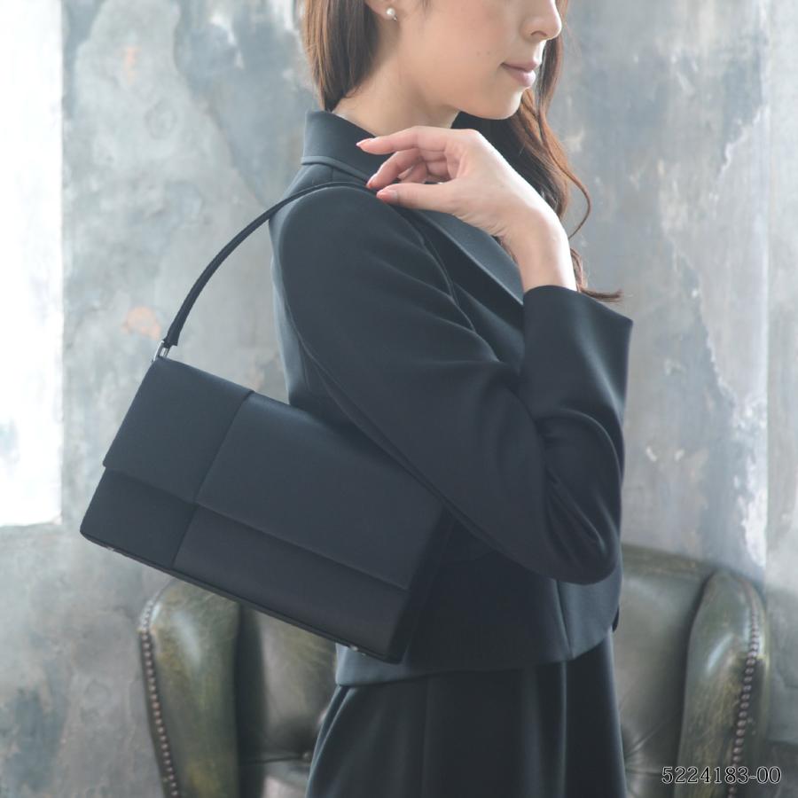 INDIVI ブラックバッグ フォーマル インディヴィ 黒 喪服 礼服 INDIVI ブラックバッグ フォーマル インディヴィ 黒 喪服 礼服