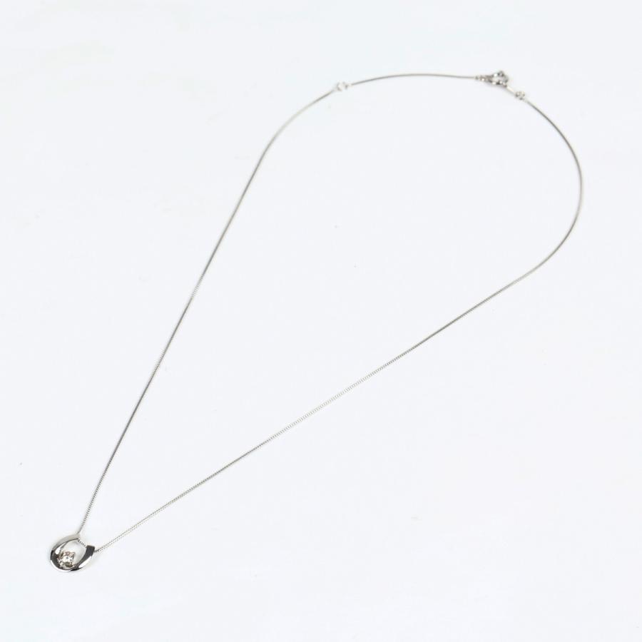プラチナ900 Pt900　ダイヤモンドネックレス　Pt.0.1ct　馬蹄　ホースシューデザイン