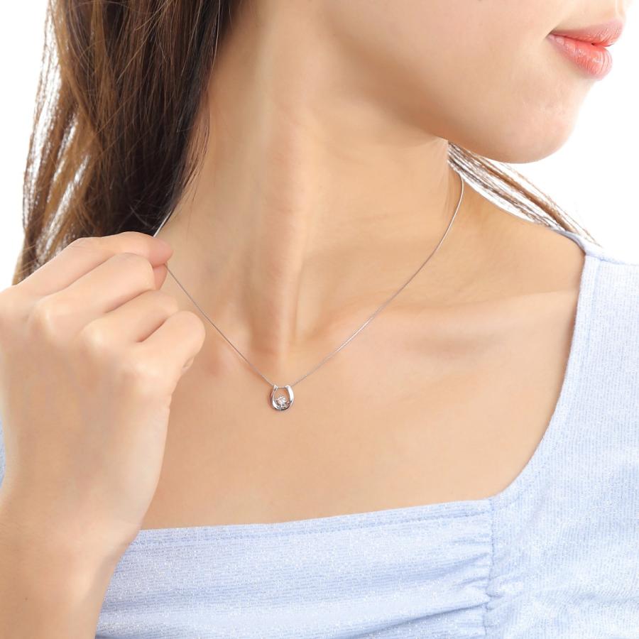 プラチナ900 Pt900　ダイヤモンドネックレス　Pt.0.1ct　馬蹄　ホースシューデザイン