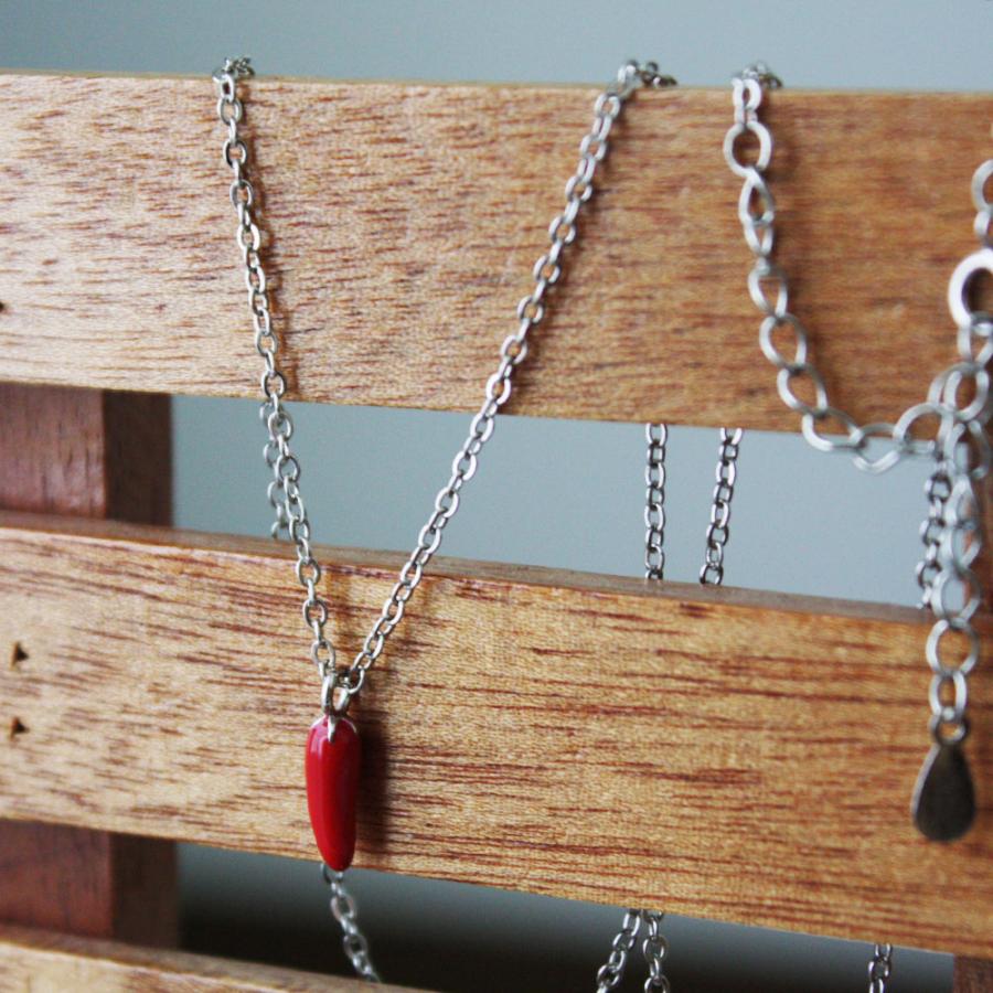 ネックレス まよけの唐辛子ネックレス 激辛好きに トウガラシ 鷹の爪