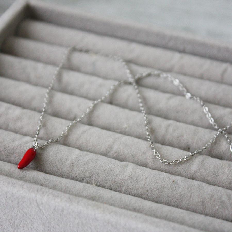 SWAROVSKI　唐辛子　レッドペッパー　幸運　ネックレス a-172.jpg