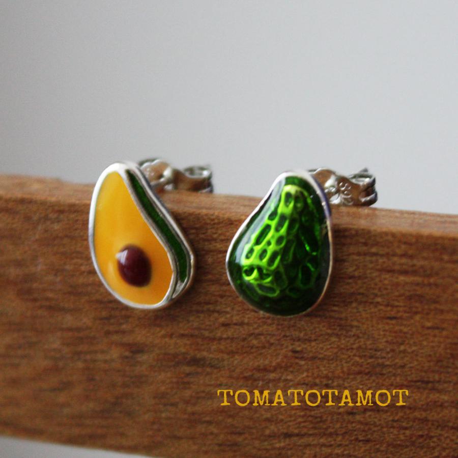 ピアス 可愛い ユニーク 個性的 シュール系 アボカドピアス 森のバター 