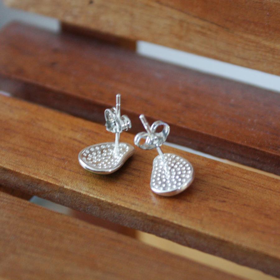 ピアス 可愛い ユニーク 個性的 シュール系 アボカドピアス 森のバター 