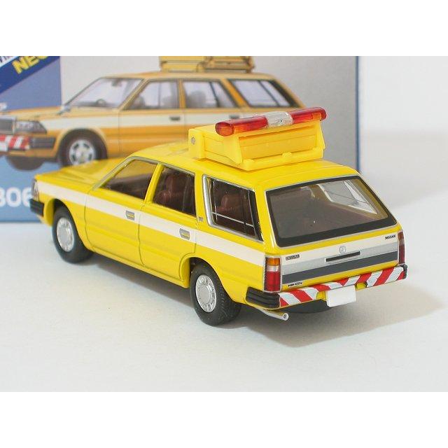 トミーテック 日産セドリックバン 道路パトロールカー LV-N306a