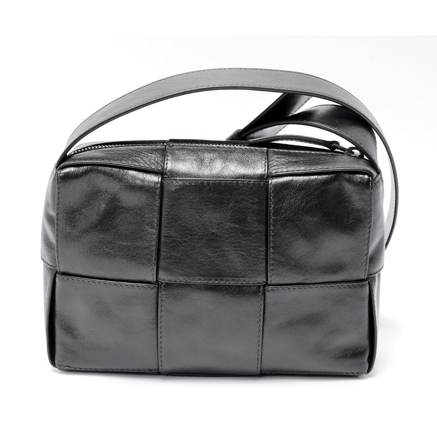 ボッテガヴェネタ / BOTTEGA VENETA　アルコ カメラバッグ / ショルダーバッグ　795177　カセット イントレチャートレザー　ダークグリーン系 【中古】 商品番号 S-158956 BOTTEGA VENETA（ボッテガ・ヴェネタ） アルコ カメラバッグ 795177