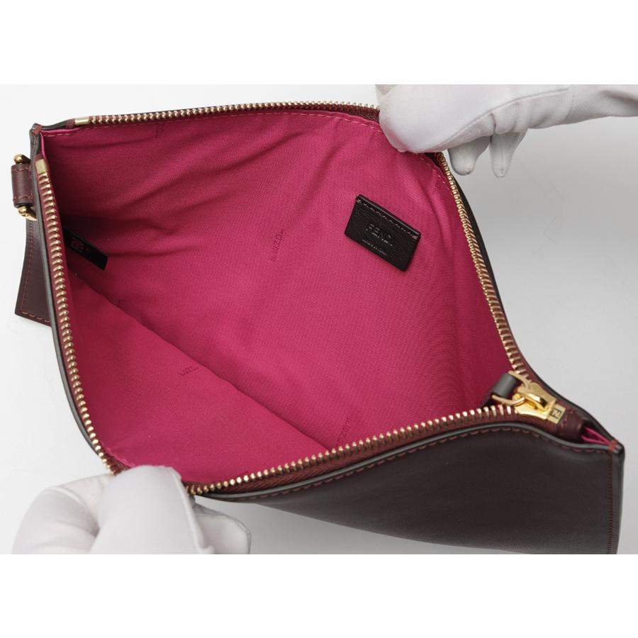 FENDI（フェンディ） フラットバゲット スリム クラッチ バッグ