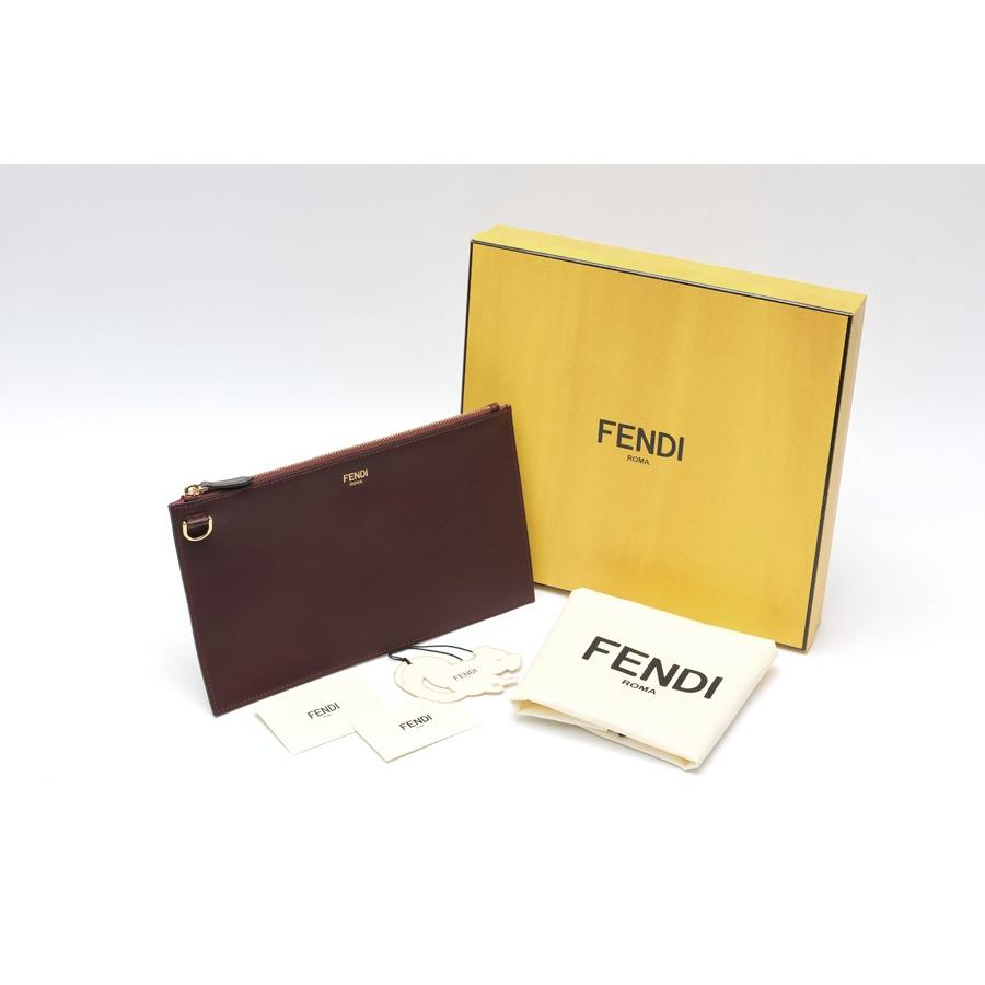 FENDI（フェンディ） フラットバゲット スリム クラッチ バッグ
