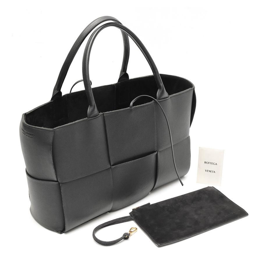 BOTTEGA VENETA（ボッテガ・ヴェネタ） ミディアム アルコ トート