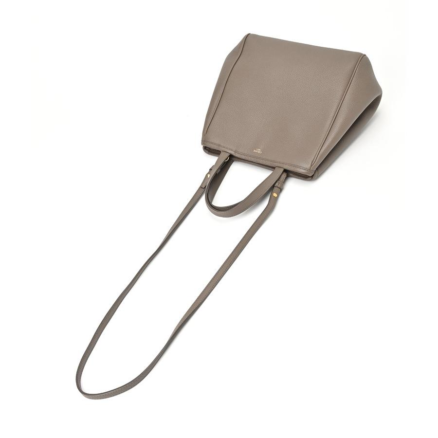 CELINE セリーヌ スモール フォールド カバ 19407 グレインド CELINE セリーヌ スモール フォールド カバ 19407 グレインド