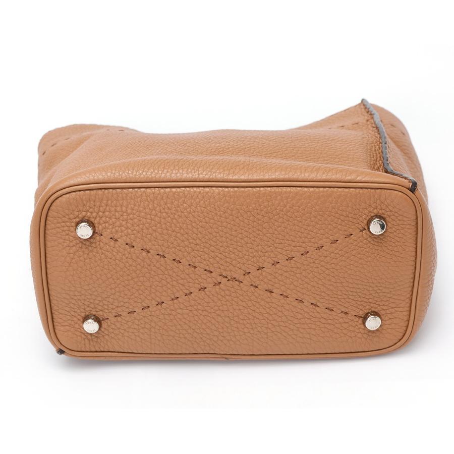 フェンディ / FENDI　アンナ / ショルダーバッグ　8BT218　セレリアレザー　ブラウン 【中古】 商品番号 S-158202 FENDI（フェンディ） アンナ / ショルダーバッグ 8BT218 セレリア