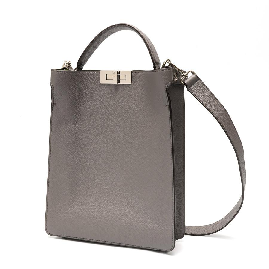 FENDI（フェンディ） ピーカブー エックス ライト スモール 7VA611