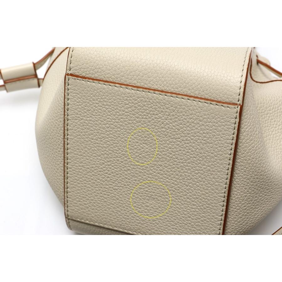 LOEWE（ロエベ） ハンモック ドローストリングバッグ ミニ A538V07X15