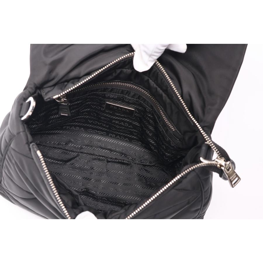 PRADA プラダ パデッド Re-Nylon ショルダーバッグ 1BD290