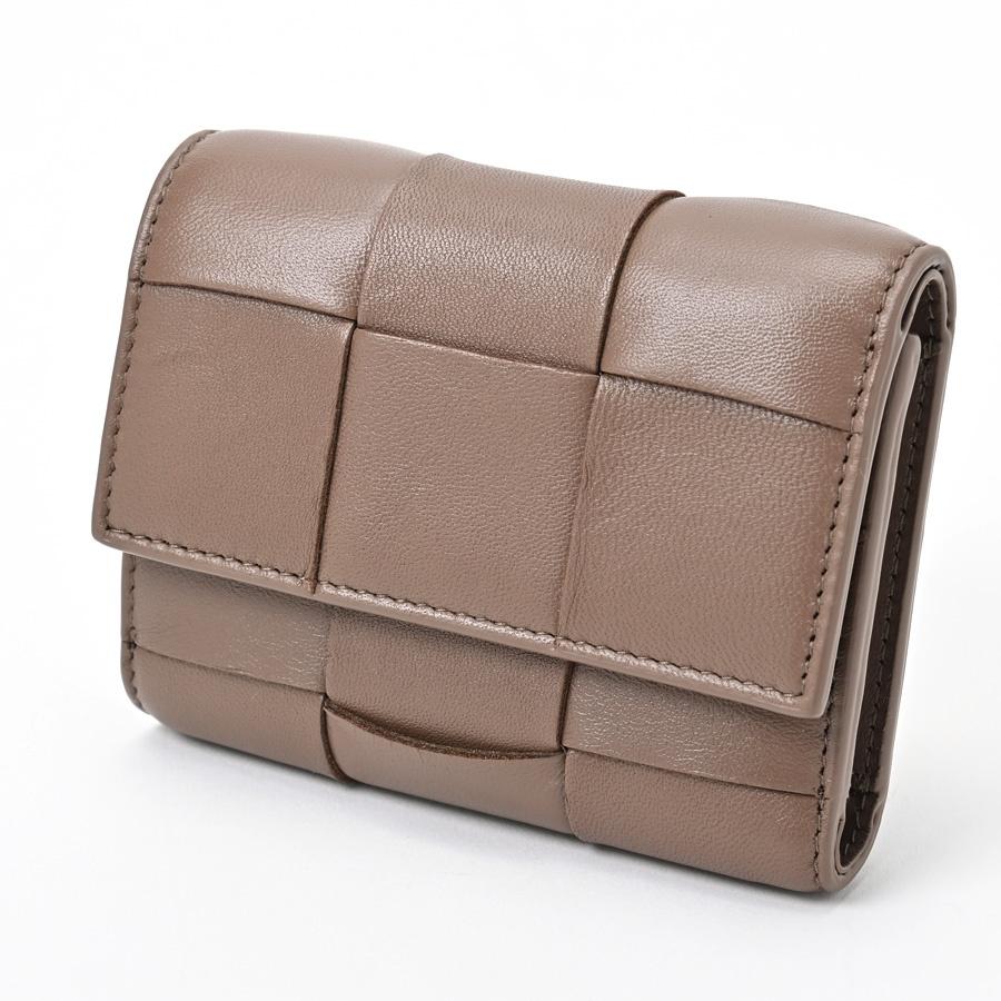 BOTTEGA VENETA（ボッテガ・ヴェネタ） カセット 三つ折りファスナー