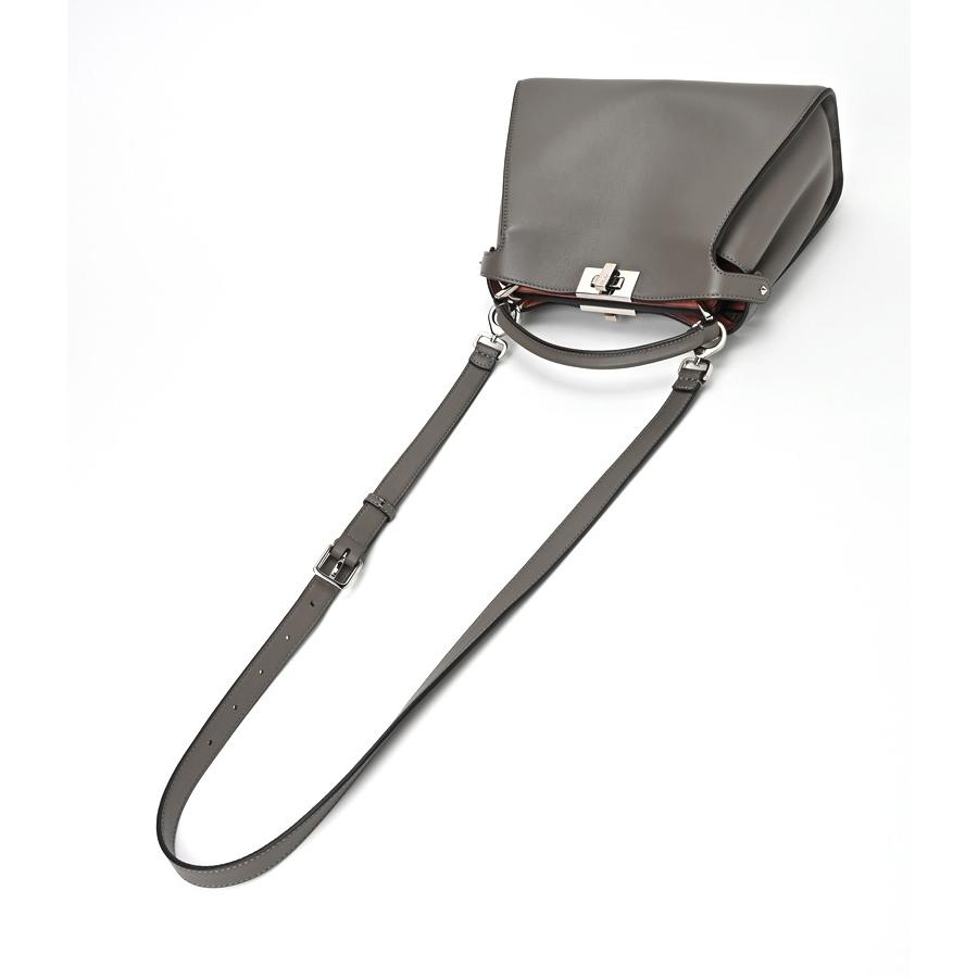 FENDI（フェンディ） ピーカブー アイコニック エッセンシャリー