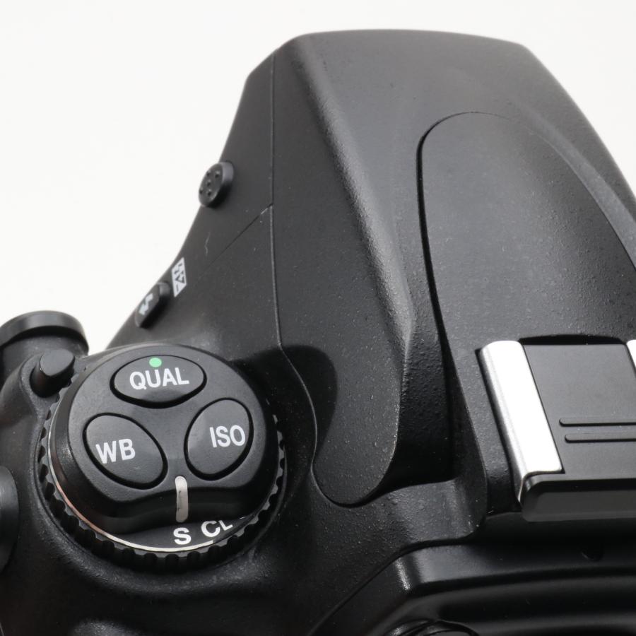Nikon D700 ボディ 一眼レフカメラ 〔Nikon F マウント〕 : オンカメ