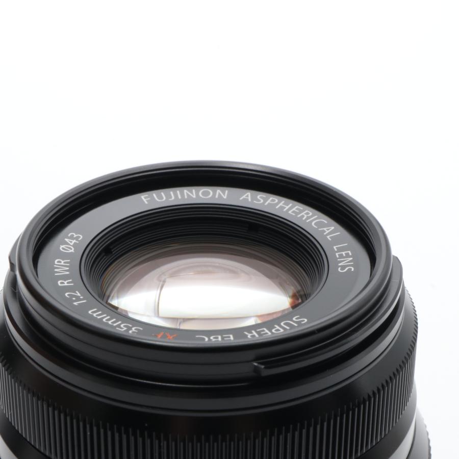 FUJIFILM 単焦点標準レンズ XF35mmF2R WR B ブラック : オンカメ