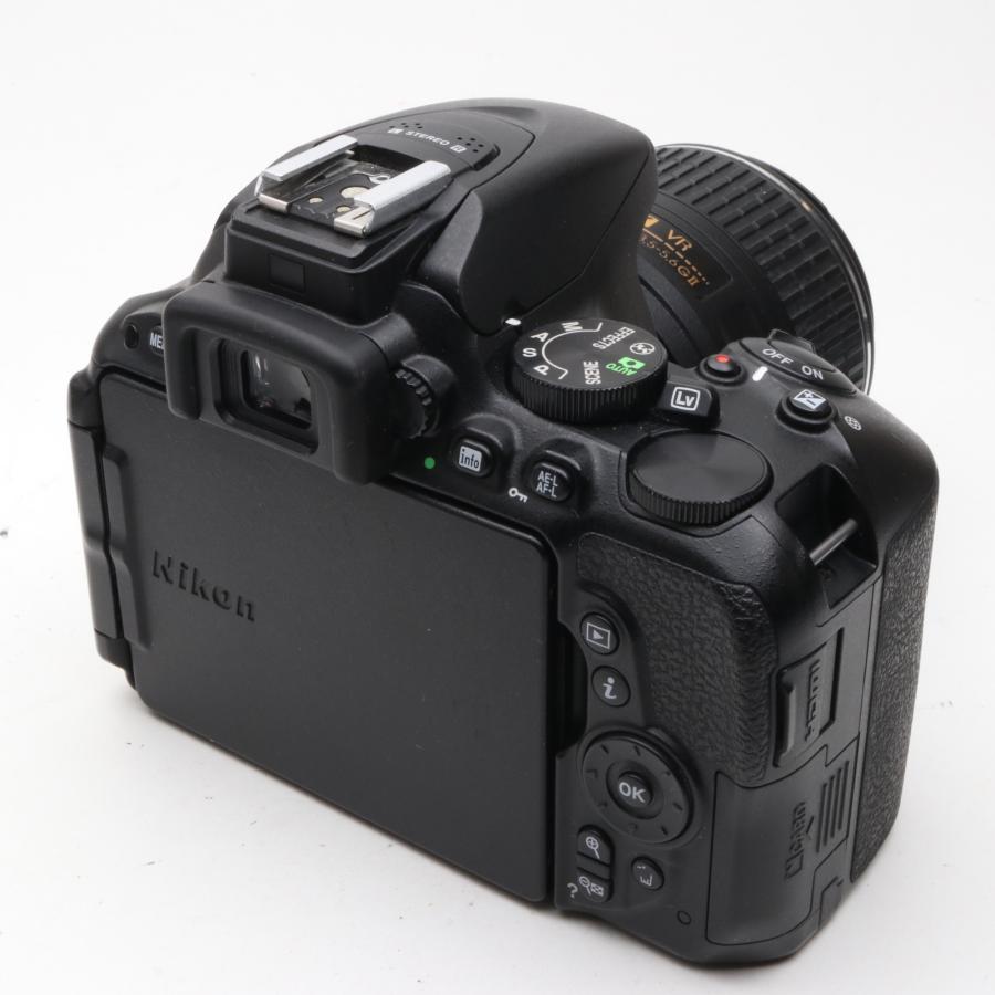 シャッター回数：30000回】Nikon デジタル一眼レフカメラ D5500 18-55