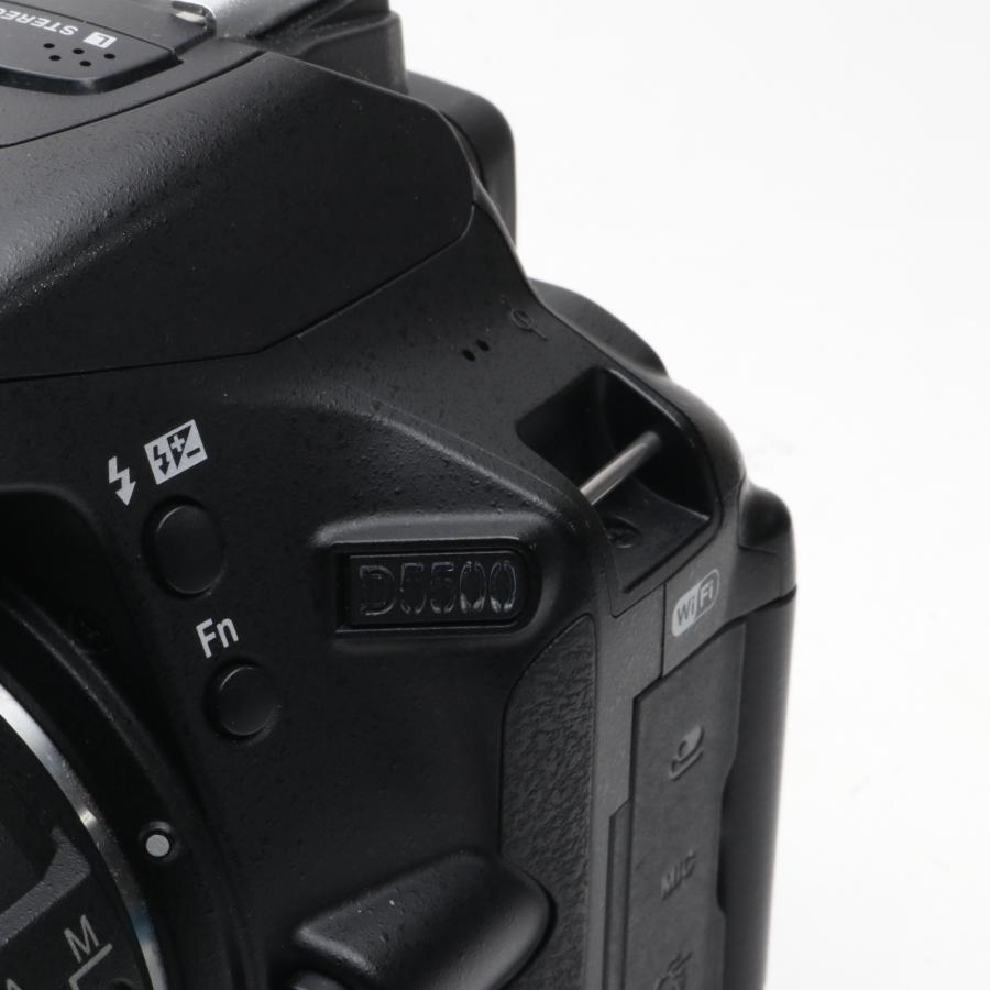 シャッター回数：30000回】Nikon デジタル一眼レフカメラ D5500 18-55