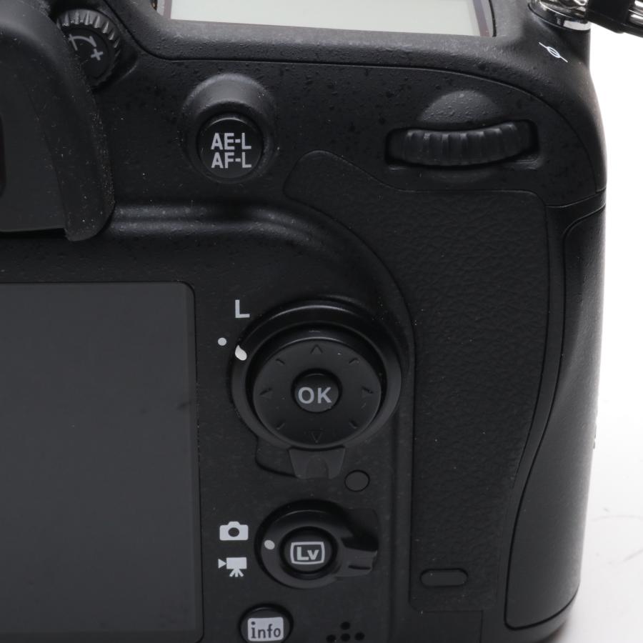 シャッター回数：5000】Nikon デジタル一眼レフカメラ D7200