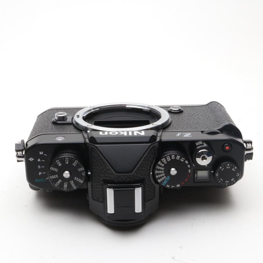 シャッター回数：700回】Nikon Z f ボディ 〔NIKON マウント