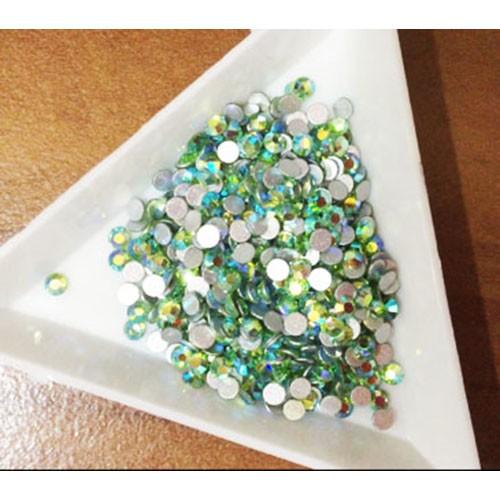 スワロフスキーの代用に高品質ガラス製ラインストーン カラーAB