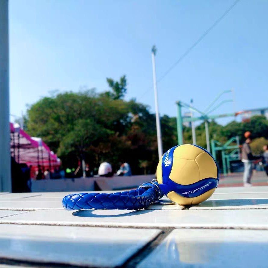 卒団記念品　バレーボールキーホルダー　5色　ストラップ　記念品　部活　引退　卒業　卒団　卒部　ギフト　プレゼント　オリジナル |  | 10