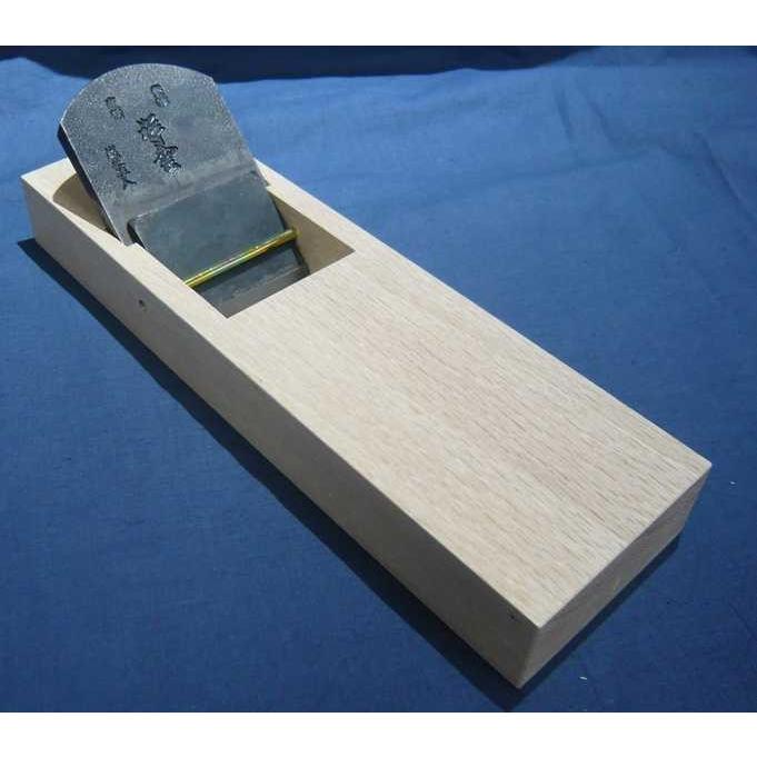 岩上虎　鉋 高級鉋