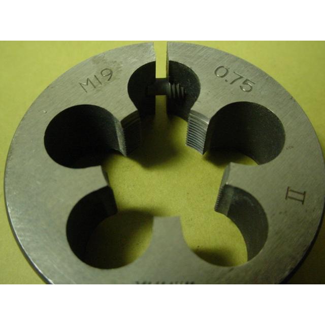 M19*0.75  外径50Φ　ミリ目ダイス　中古品　 |  | 03