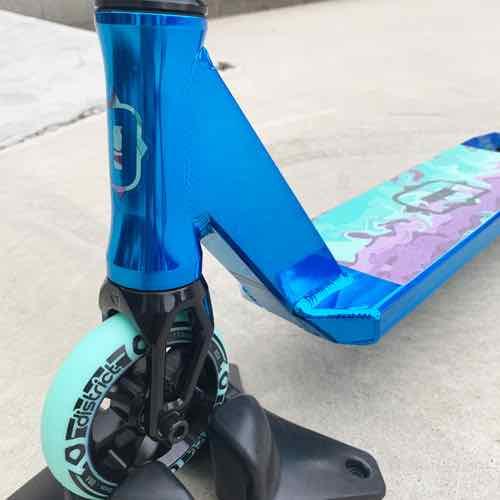 フリースタイルスクータープロモデル　DOMINATOR ドミネーター　TEAM EDITION チームエディション 身長130~175cm　キックボードスタントトリック チームエディション