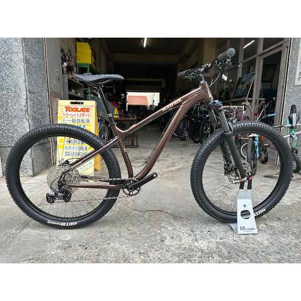 KONA（コナ） Big Honzo ビッグホンゾ Gloss Brown Mサイズ 【MTB