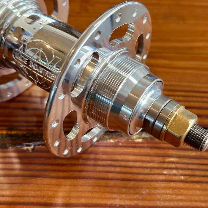 White Industries リアハブ　32H 最速発送】White Industries ホワイトインダストリーズ Track Hub Rear