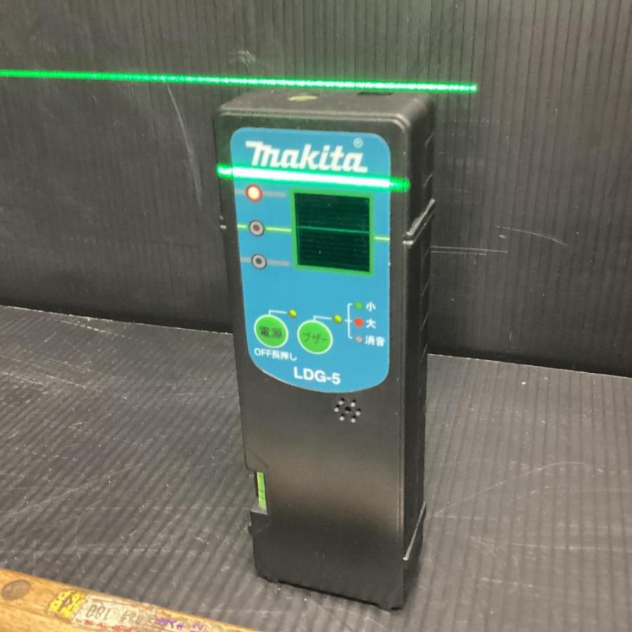 makita 【ｍｍMG】 SK40GD 10,8V充電式レーザー墨出し器（グリーン・クロスライン、ろく）
