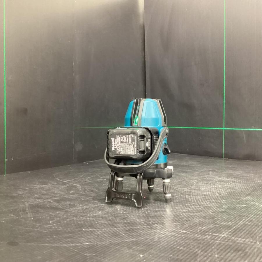makita 【ｍｍMG】 SK40GD 10,8V充電式レーザー墨出し器（グリーン・クロスライン、ろく）